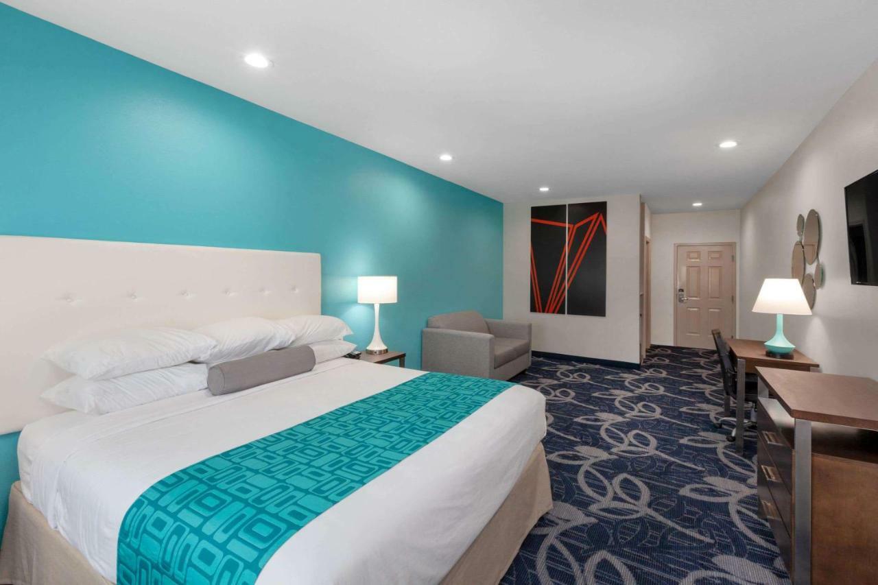 Americas Best Value Inn Houston Willowbrook Extérieur photo