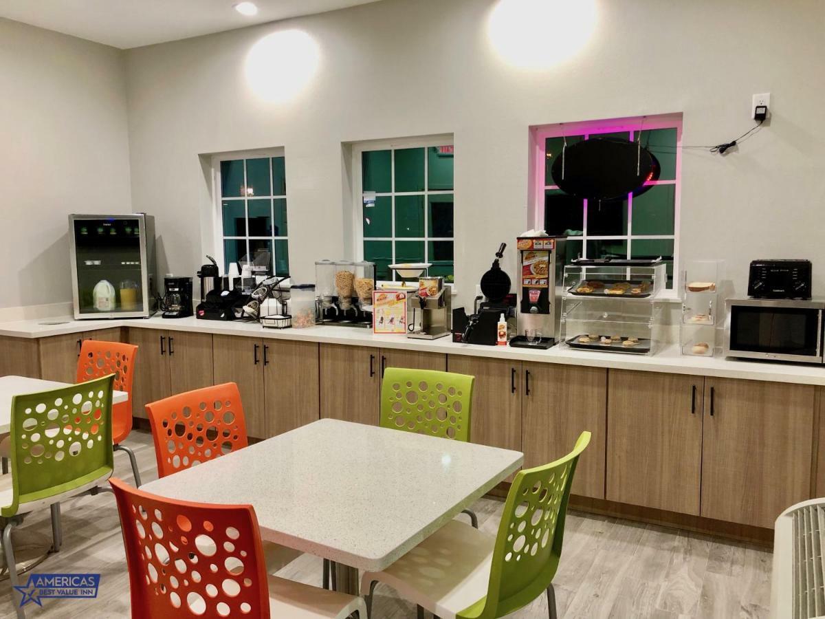 Americas Best Value Inn Houston Willowbrook Extérieur photo